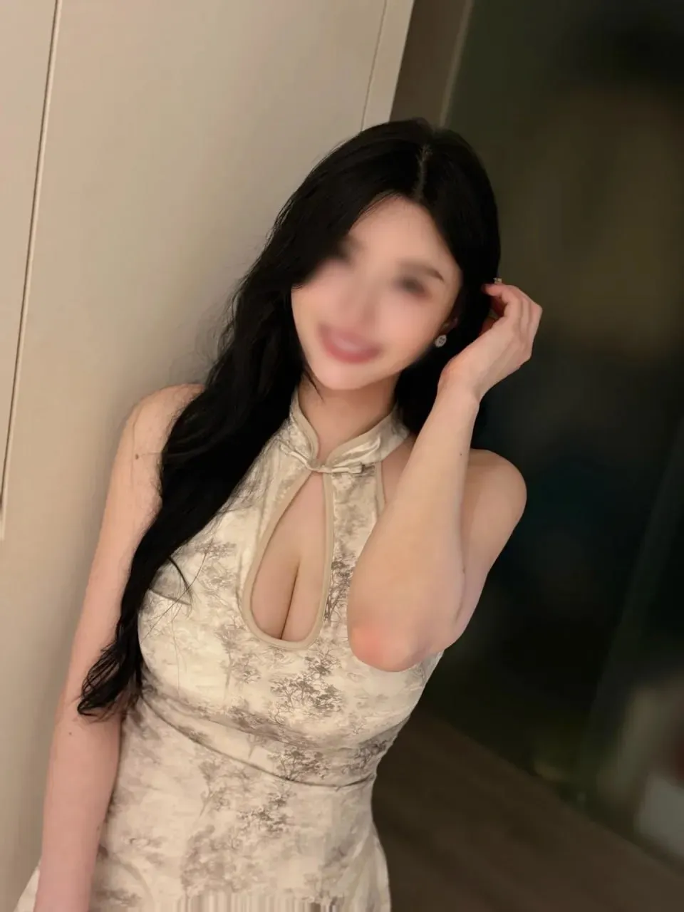 台中外送茶妹 妍妍 - 展場爆乳御姐主持