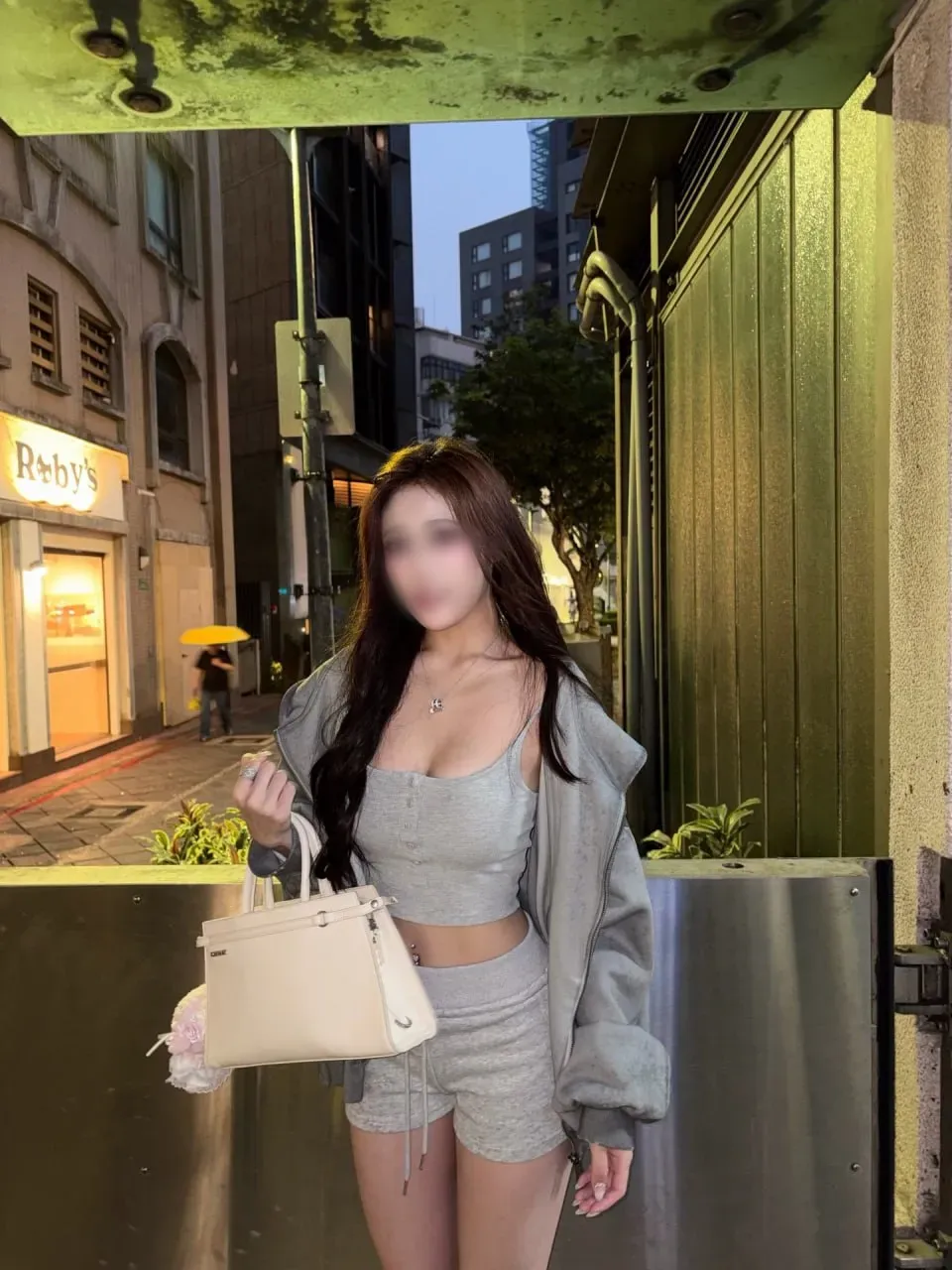 台中外送茶妹 Helen - 夜店狂野性感舞姬